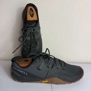 Merrell Men’s Size 9.5 Trail Glove 6 Barefoot Hiking Shoe Vibram Sole Black/Gum